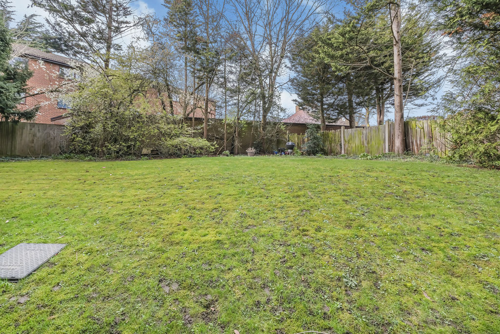 Photo 30- click for photo gallery